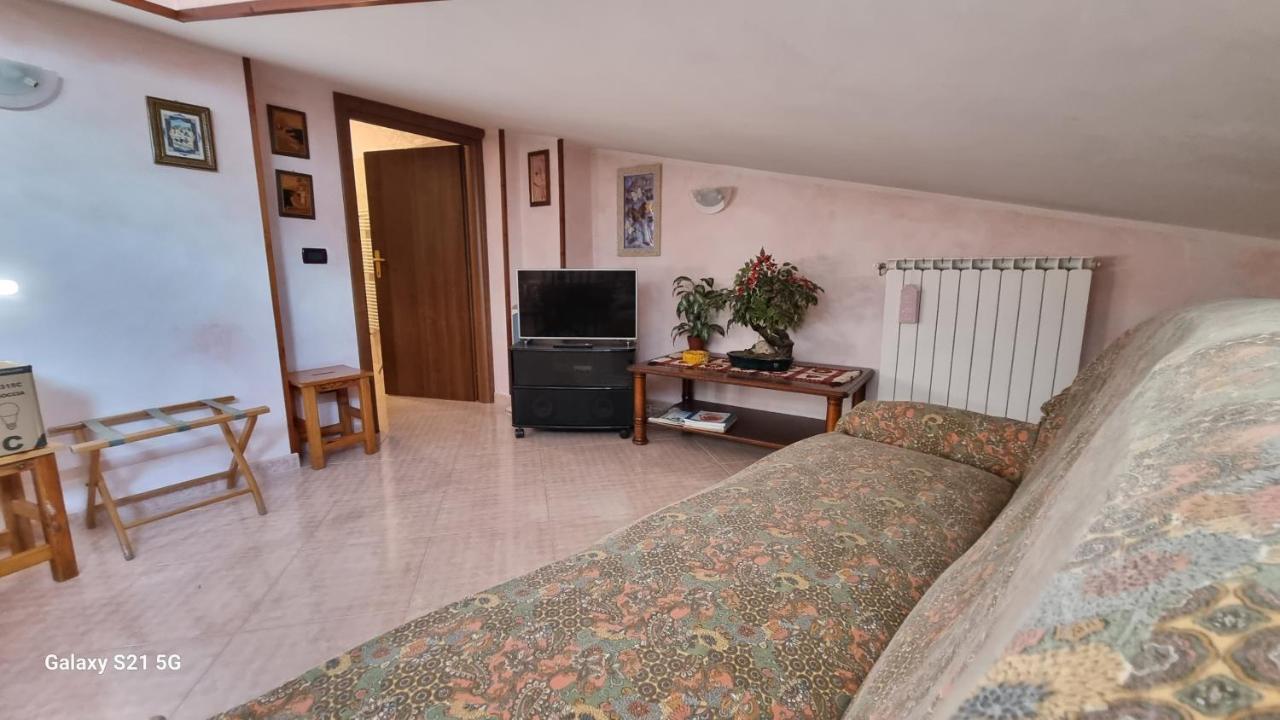 Villa Lilly'S House à Castel Di Sangro Extérieur photo